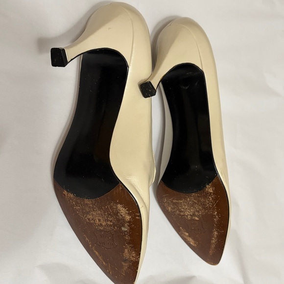 Stuart Weitzman Leather Cream Heels Size 10 Made in Spain - Picture 9 of 15